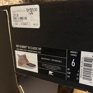 Sorel Women’s Out 'N About III Classic WP Boots - Camel and Black